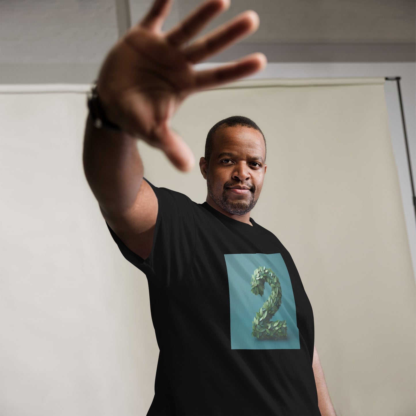 2 Leaf Design Men's Classic T-Shirt