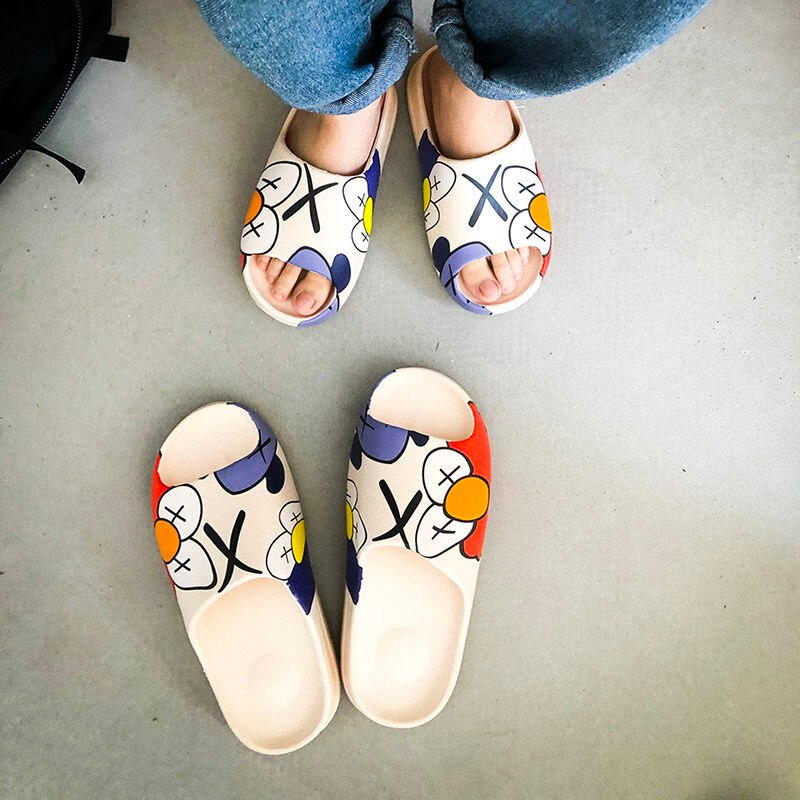 Luxury Sliders Graffiti Casual Beach Slipper Eva Quality Cartoon Various Designs