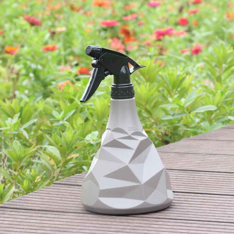 Polygonal watering can house inlet bottle small indoor spray bottle small watering watering can garden seventh kettle
