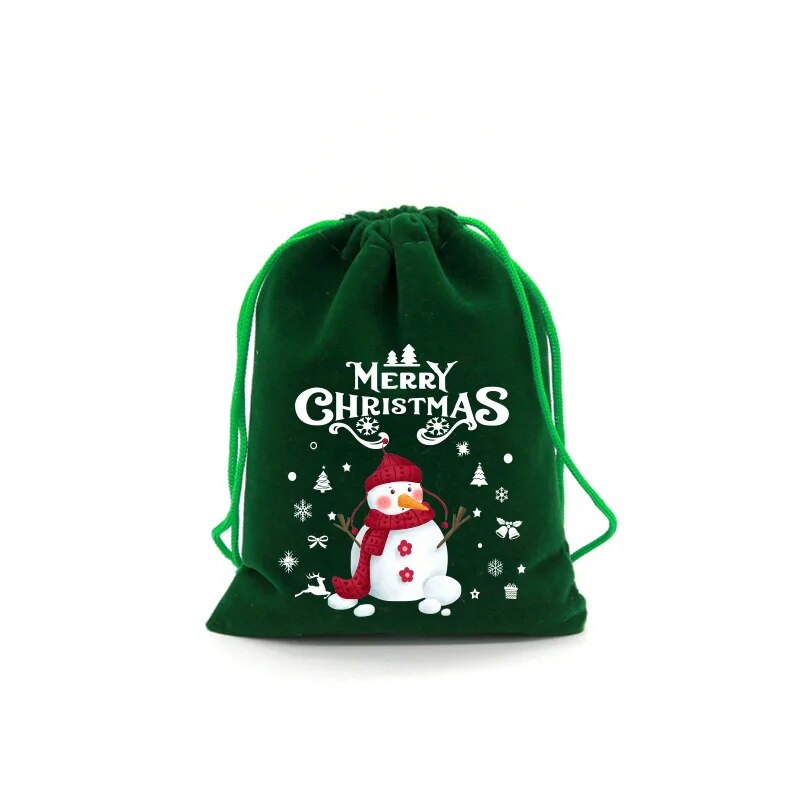 New Year Christmas Velvet Bags 9x12 10x16 15x20cm Drawstring Pouch Xmas Candy Gift Bag Party Favors Packaging Santa Claus Bags Various Designs