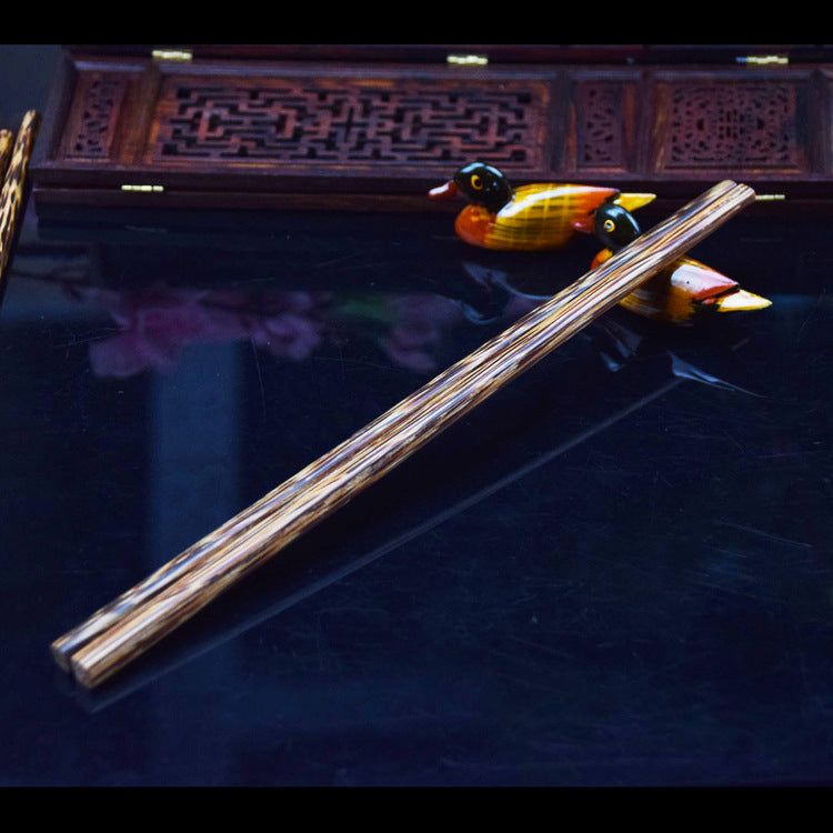 Vietnamese characteristics coconut chopsticks wooden chopsticks wholesale wooden chopsticks non-chicken wings wooden coconut tree chopsticks